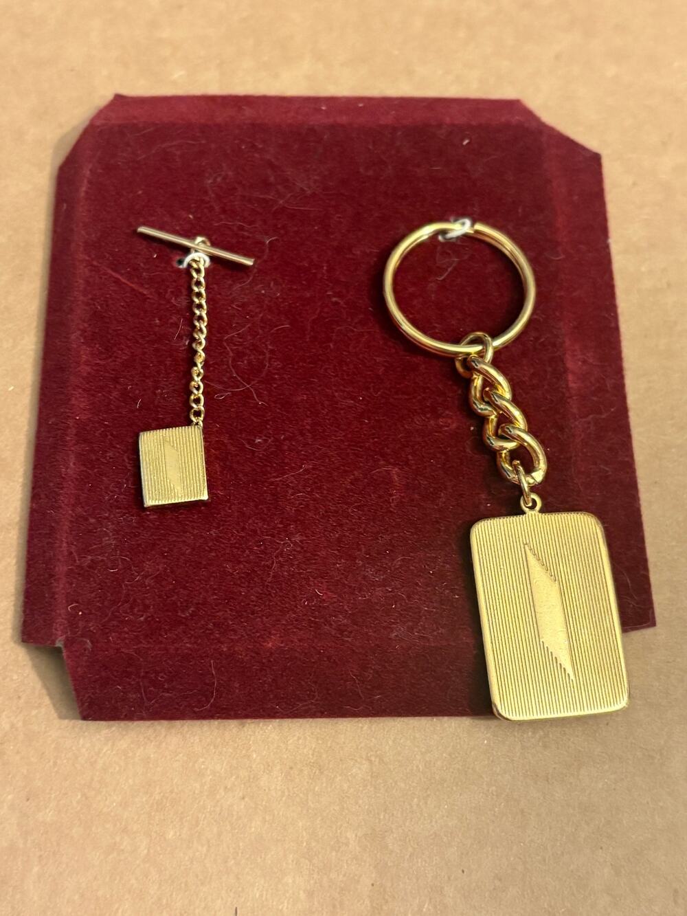 Vintage Gold Tone Keychain & Tie Tack Gift Set